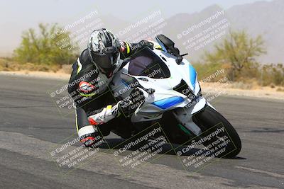 media/Mar-28-2022-Superbike Trackdays (Mon) [[b8603d0f67]]/Open Track Time/Turn 3 Inside/